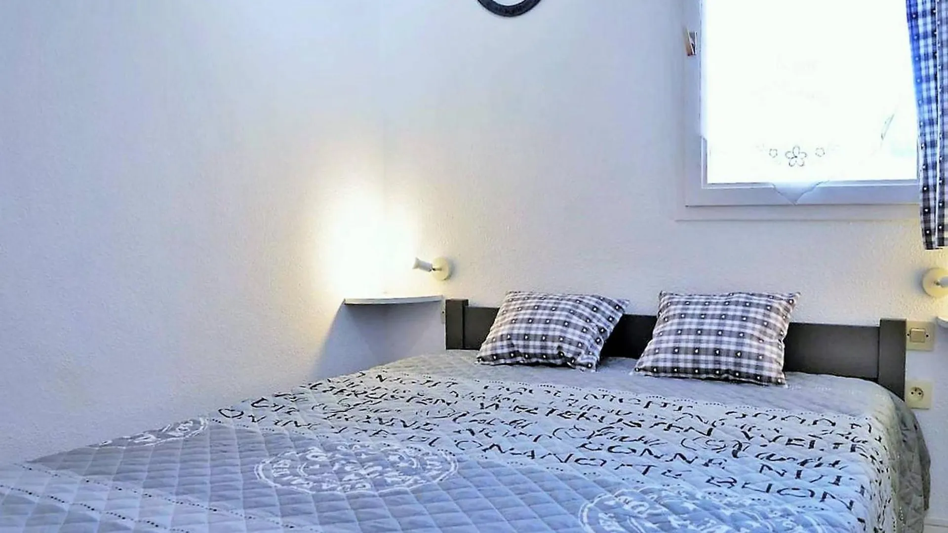 Appartement 4 Couchages A 350M De La Plage Avec Garage Privatif A Bormes-Les-Mimosas - Fr-1-251-725